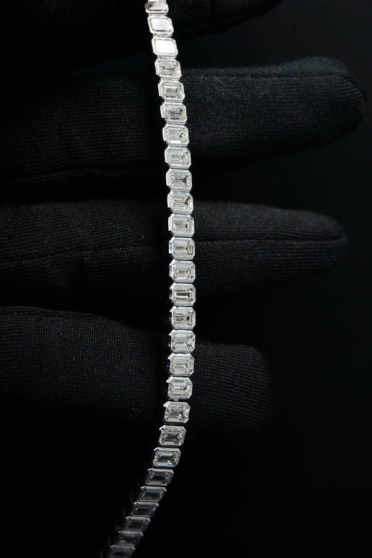 White Gold Emerald Cut Tennis Bracelet